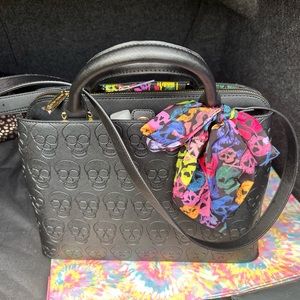 Betsey Johnson’s go bag
